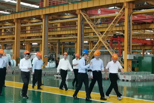 寧波雙鹿集團(tuán)（富邦）電池領(lǐng)導(dǎo)一行蒞臨我司考察交流 圖1