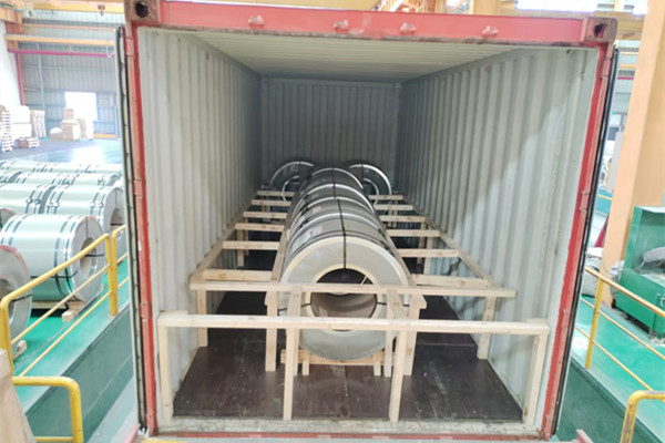 高品質(zhì)430不銹鋼帶啟運(yùn)埃及，助力高端廚具制造